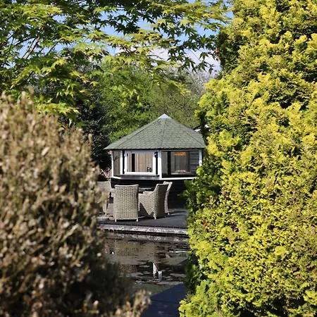 Orman Evi Wellness Tuin - Boudoir - Ultieme Partner Beleving Met Jacuzzi En Openhaard En Prive Sauna In Romantische Stijl *